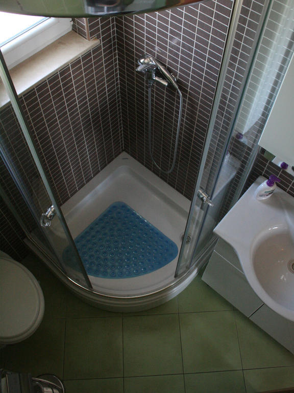 Apartments Kristina Milna  Bilik gambar
